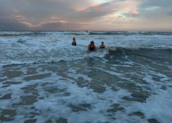 Foto: Helårsbaderne.