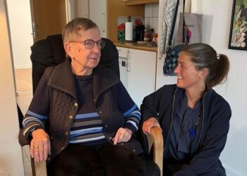 Elsa sammen med Tina Nielsen.