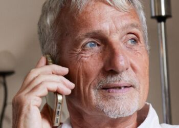 Ældre Sagens Ældretelefon åbner ny samtalelinje den 3. juni. Pressefoto