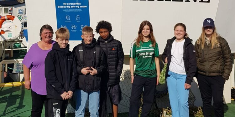 Elever fra Hundelev Friskole ombord på M/S Athene i 2023. Foto: North Sea College.