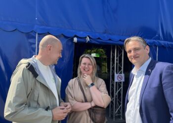 Miljøminister Magnus Heunicke, borgmesterkandidat Mai-Britt Beith og Asser Mortensen ved Naturmødet 2024. Foto: Arkiv.