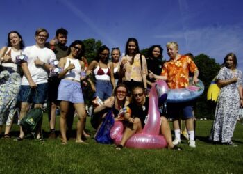 Alle afgangselever var flot klædt ud til sidste skoledag.