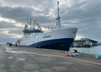 Fiskeristyrelsens kontrolskib Nordsøen i Hirtshals Havn. Foto (arkiv): Niels Skipper.
