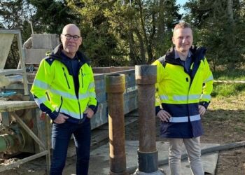 Direktør Jakob Bisgaard, til højre, og bestyrelsesformand Daniel Vestergaard (C) fra Hjørring Vandselskab. Foto: Hjørring Vandselskab.