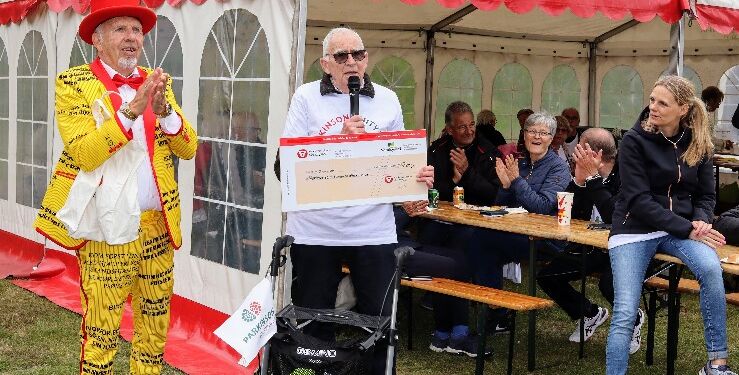 N.C. Mortensen takker for de mange donationer og den flotte deltagelse. Han takkede også de mange sponsorer og frivillige hjælpere.