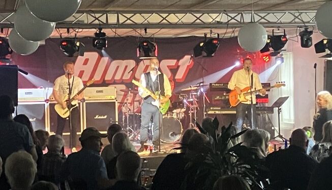 Almost Quo for fuld udblæsning på Restaurant Tannishus i Tversted. Foto: Palle W. Nielsen