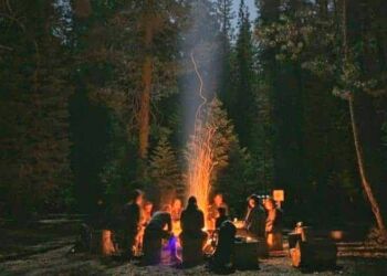 Oplev en nat i naturen sammen med familien. PR-foto.