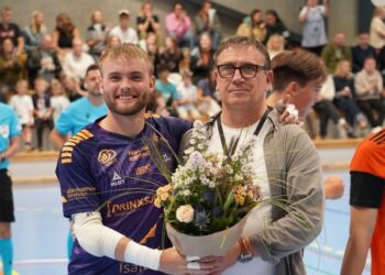 Målmand William Rams og formand Peter Steen  hos Hjørring Futsal klub. Foto: HFK.