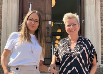 Henriette Kallehauge-Møller og Susanne Kassow Haastrup. Foto: Sparekassen Danmark.