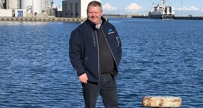 Dirketør Willy B. Hansen fra Skagen Havn skal hjælpe med udviklingen af den nødstedte Frederikshavn Han. Foto: Kanal Frederikshavn.