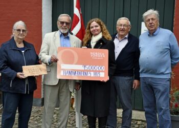 Fra venstre ses Gurli Hansen, John Klinkby, Betina D Jensen, Bent Vanggaard, Kai Steckher. Foto: HH.