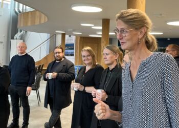 Direktør Hanne Kvist var vært ved besøget hos Nordsøen Forskerpark.