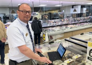 Varehuschef Morten Kjær, føtex Hjørring, har styr på temperaturen. Arkivfoto: Palle W. Nielsen