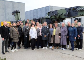 Ansatte ved Forsvarsministeriets Ejendomsstyrelse i Hjørring på besøg hos Skive Kaserne. Foto: Privat.