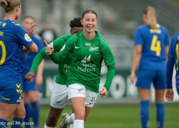 Stor glæde hos Anastasiya Poblahaila, da hun bragte Fortuna på 1-0.