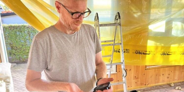 Kristian Bank Møller er fysisk aktiv , og for ham vil glukosemåleren gøre en stor forskel. Foto: Region Nordjylland.