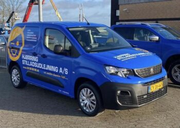 Den forsvundne Peugeot Partner. Foto: Hjørring Stilladsudlejning.