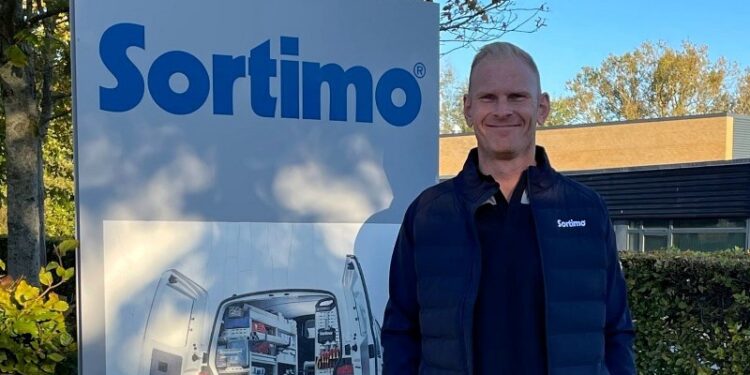 Rune Dalsgaard er nu trukket i arbejdstøjet for Sortimo Danmark.