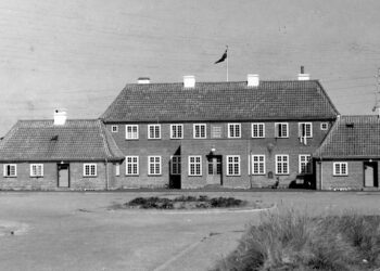 Den nye banegård fra 1939, der senest blev købt og restaureret af Skagerak A/S og nu tillige huser Jyske Bank. Foto: VHM.