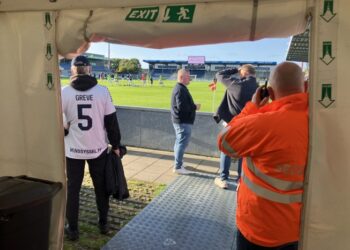 Der er udsigt - fra fanteltet - til en god oplevelse på Nord Energi Arena i Hjørring. Foto: Palle W. Nielsen