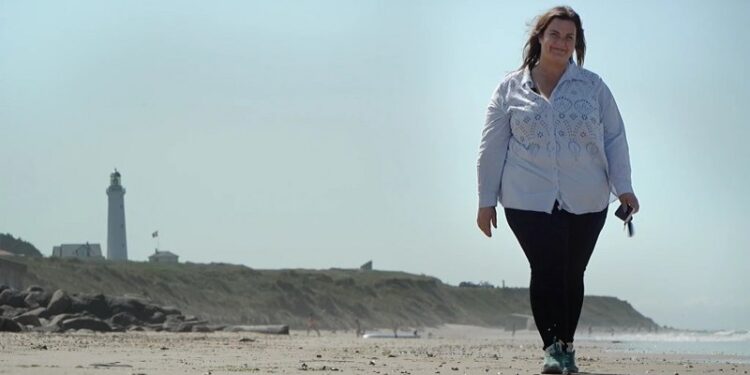 Anne Martine Horsevad Andersen på Husmoderstranden. Foto: Michael Andersen
