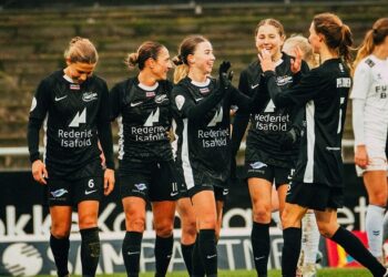 Anastasiya Pablahaila har scoret til 1-2 på et formidabelt langskud.               Foto: Rasmus Nielsen.