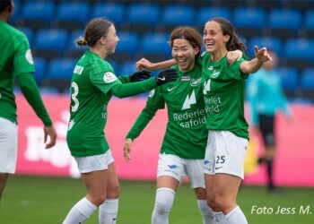 Joy Omewa bringer Fortuna på 1-0. Foto: Jess M. Madsen.