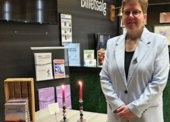 Laila Hyldgaard Tronsen ved et tidligere foredrag på Vendsyssel Teater. Privatfoto