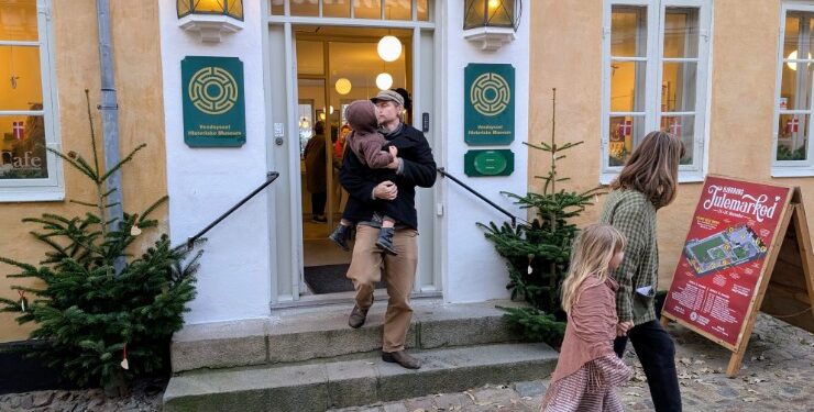 Museets julemarked er velbesøgt. Søndag er der åbent fra 11 til 16.
