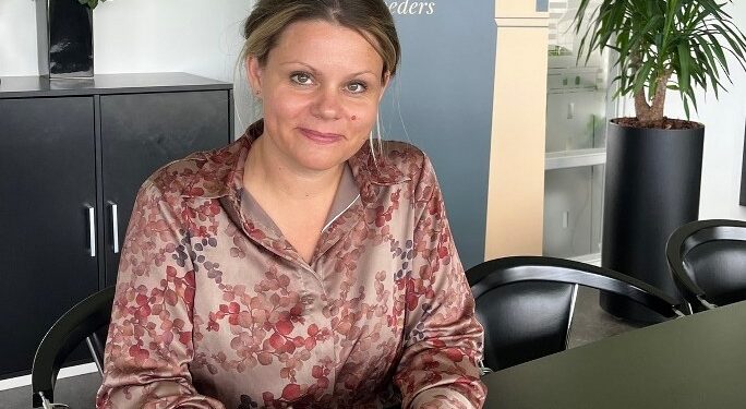 Trine Rubæk er partner og rådgiver hos DitFinanshus i Vrå. Privatfoto