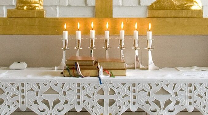 Alterbøger i Hirtshals Kirke.