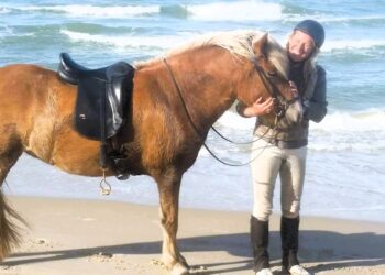 Annetta Elmo med Dufa. Foto: Privat.