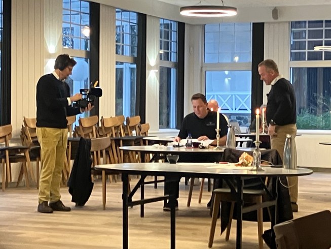 Ringede godt 200.000 kroner hjem til julehjælp 2 dansk folkehjaelp juleringning 1 foto palle w