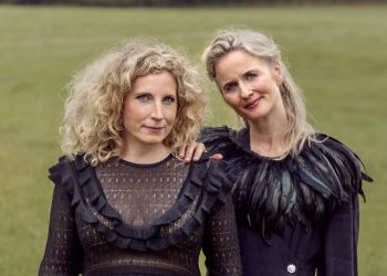 Dy Plambeck og Marianne Søgaard.