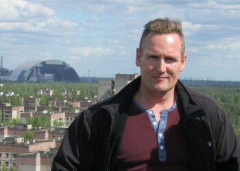 Claus Mørkbak Højrup ses her ved Tjernobyl under en rejse til Ukraine. Foto: Privat.