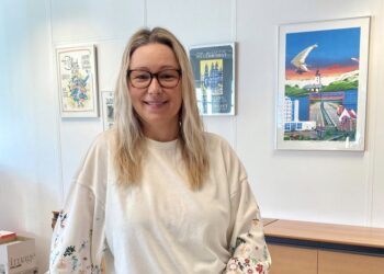 Susanne Lykke Christensen for 15 år siden begyndte som ansat på kursuskontoret i FOF Vendsyssel. Privatfoto