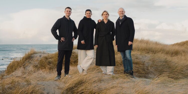 Her ses Malthe Krarup Andersen, Sisse Fisker, Stine Holm og Søren Riis. Foto: VesterhavsCaminoen.