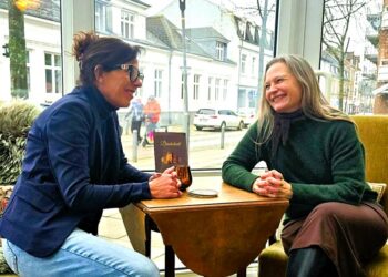 Birgitte Mesmann Nielsen tog imod  Bolette Falbe-Hansen på Hotel Phønix. Foto: Privat.