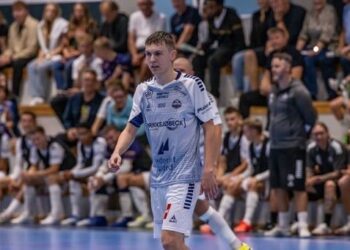 Gustav Svaneborg i aktion for HFK. Foto: Jacob Strandeng.