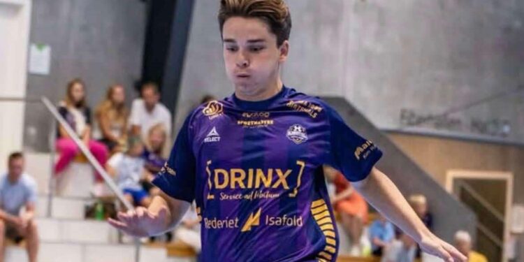 Mathias Toft i kamp for HFK. Foto: Jacob Strandeng.