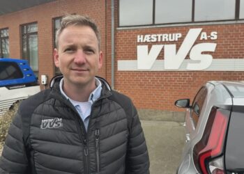 Henrik Højmark Hansen er indehaver af Hæstrup VVS. Foto: TV2 Nord.