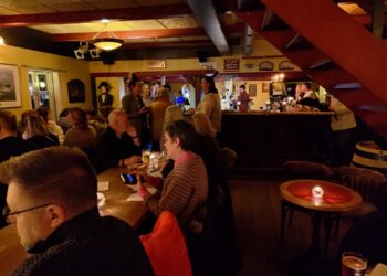 Musikbingo på Hirtshals Kro. Foto: Elling.