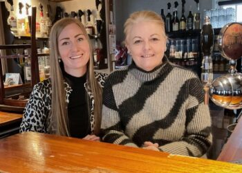 Erhvervskonsulent Line Uggerly Jørgensen har hjulpet Kirsten Hornshøj Hjorth med at gøre Café Peder Most klar til salg. Foto: Business Hjørring.