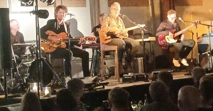 Ib Grønbech og Containerkvartetten tog publikum med på en forrygende musikalsk rejse. Privatfoto