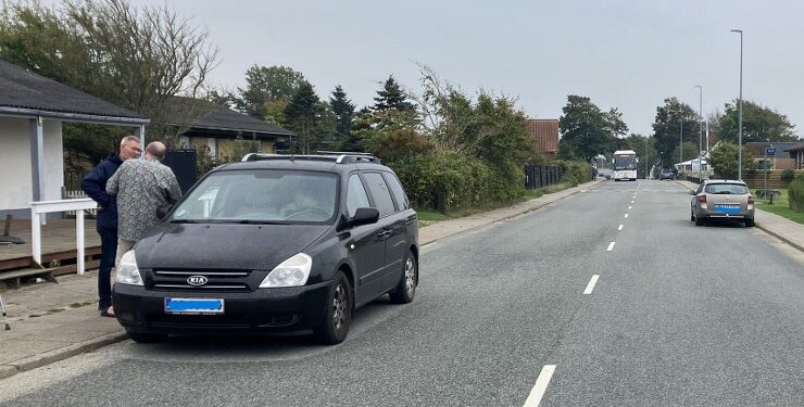 Hvorfor står man ikke frem og hører på det store flertal, der er imod at vejen bliver smallere? spørger en læaser om Tannisbugtvej i Tversted. Arkivfoto: Palle W. Nielsen