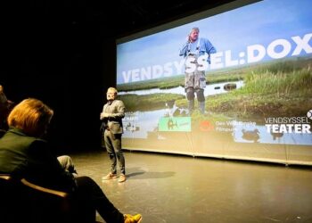 Thomas Klimek (S) præsenterer en film ved forrige års Vendsyssel:DOX. Foto: Nikkie Breinholt Dahm.