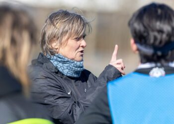 Lidt af en løftet pegefinger fra cheftræner Lene Terp. Foto: Bente Poder.