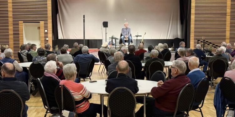 Koncert med Ib Grønbech. Foto: Kulturcenter Vendsyssel.