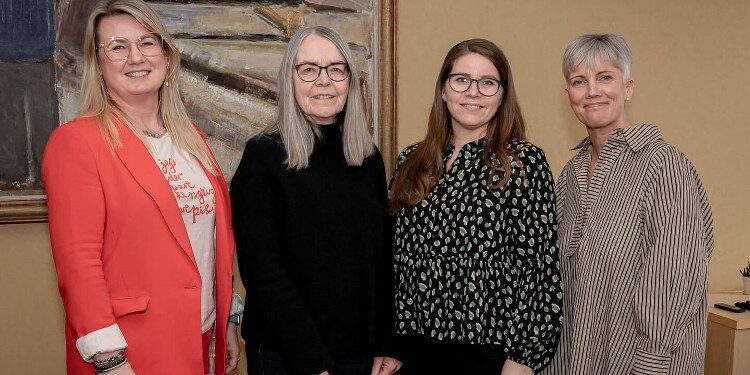 Mai-Britt Beith (S), Pernille Buhelt (S), Anette Bæk (SF) og Theresa Berg Andersen (SF).