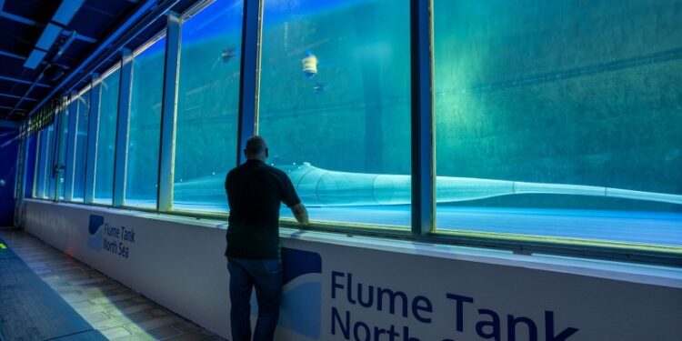Sponsorerne får en spændende tur rundt i det imponerende hus blandt andet til forskerparken med Flume Tank North Sea og DTU Aqua Hirtshals Campus. I Nordsøen Oceanarium er der både tur på dykkerplatformen og besøg i hummerkælderen.